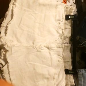 Wild fable white shorts size 14